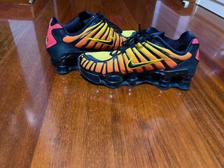 Zapatillas Nike TN shox de segunda mano por 40 EUR en Getafe en WALLAPOP