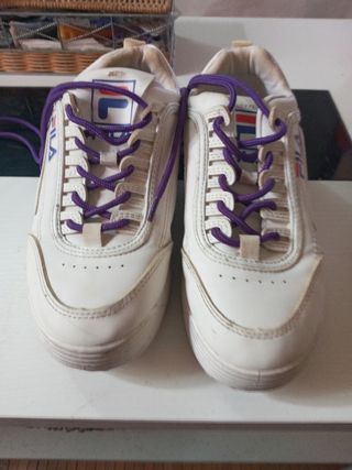 Zapatillas fila talla 36 de segunda mano por 10 EUR en Parla en WALLAPOP