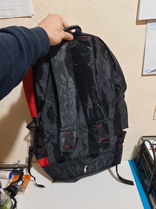 Mochila 40 litros de segunda mano por 12 EUR en Alicante en WALLAPOP