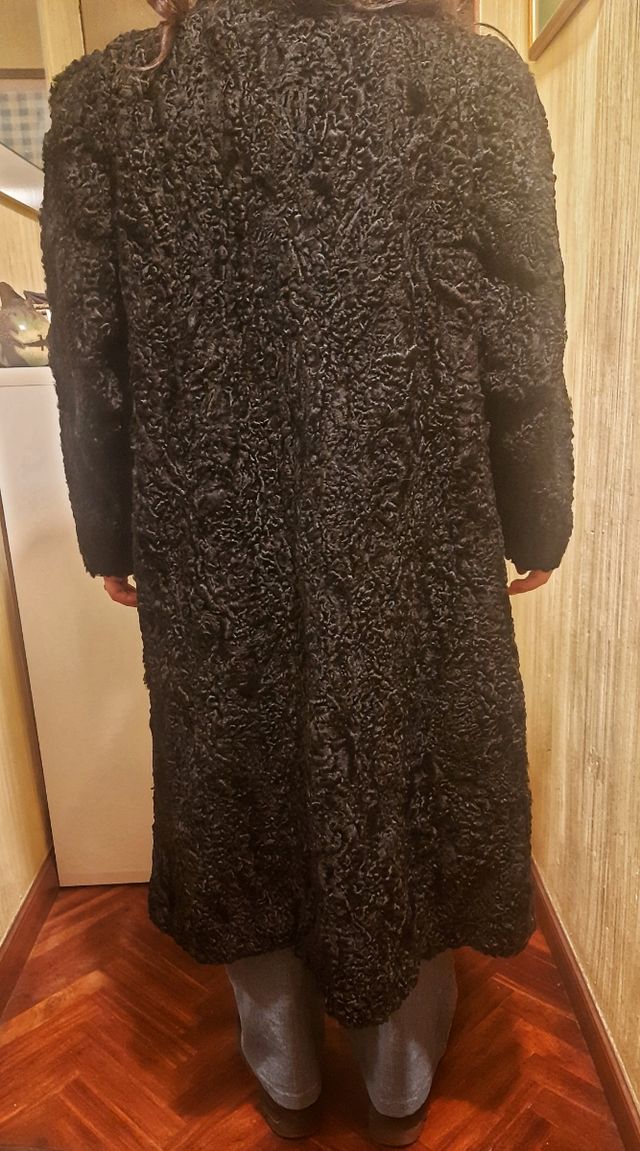 Abrigo Astracán. Muy rebajado.