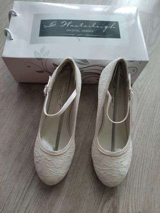 100 zapatos de novia 2022: no los querrás dejar escapar