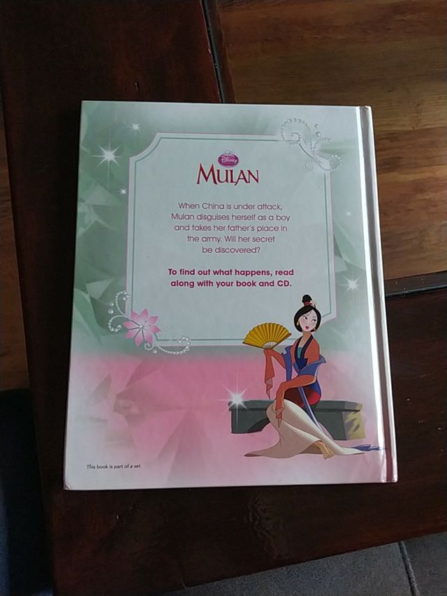 libro Mulán en inglés