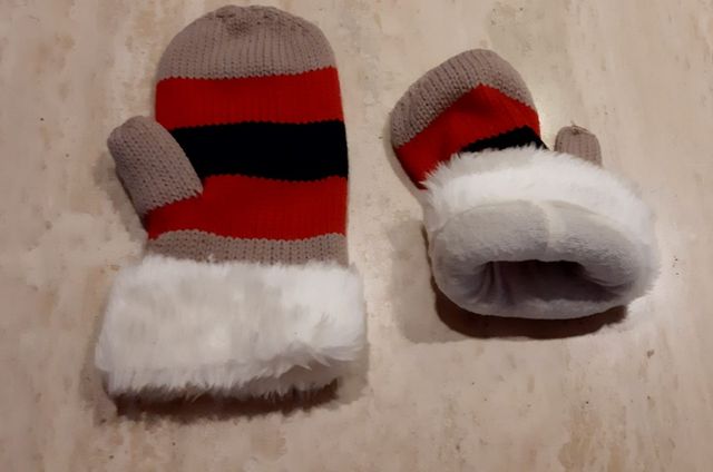 Lote de dos pares de manoplas