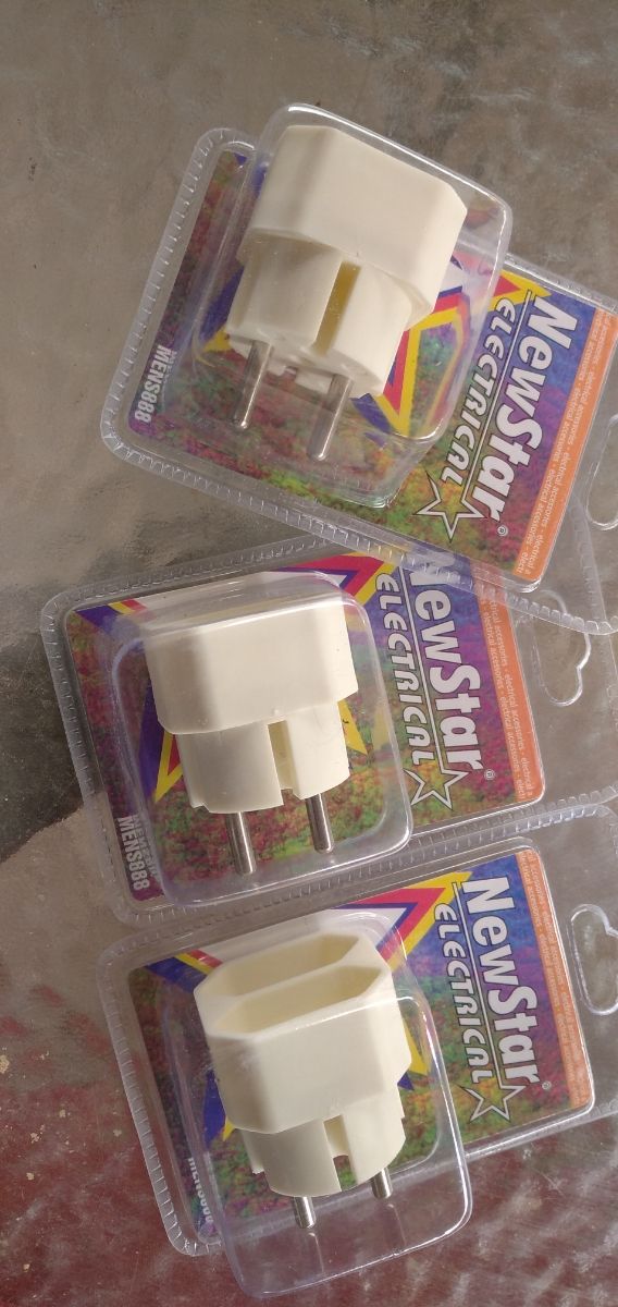 ladrón. de 2 enchufes