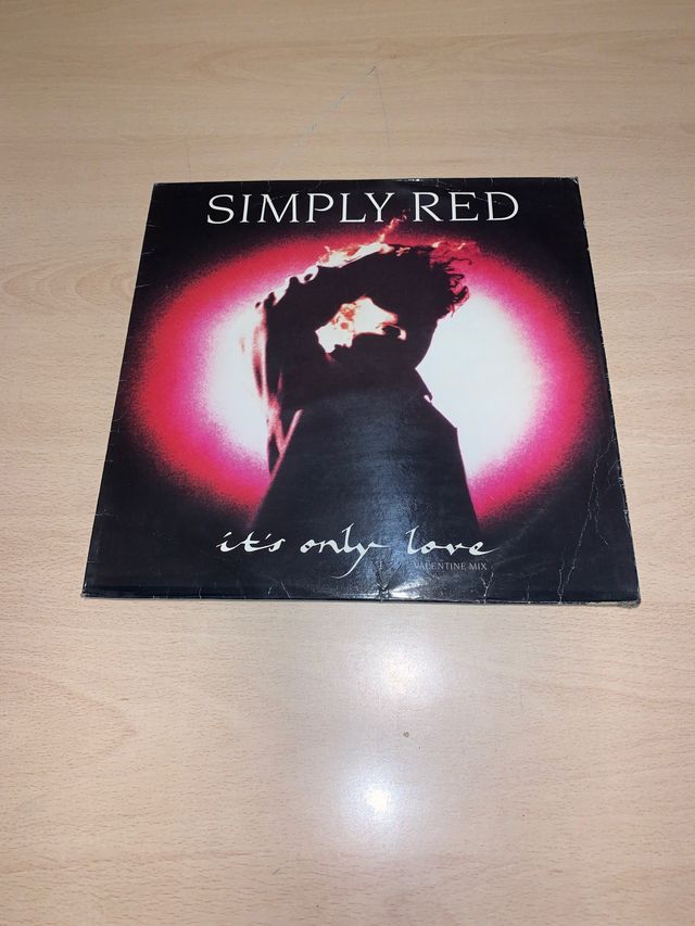 Disco Simply Red. 