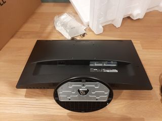 Monitor ASUS VP249 - 23,8 Pulgadas Pantalla de segunda mano por 95 EUR en  Madrid en WALLAPOP