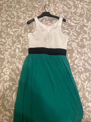 Vestido Fiesta Cocktail Collection Green Coast de segunda mano por 13 EUR  en Getafe en WALLAPOP