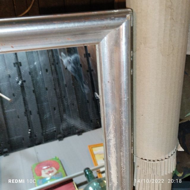 Espejo con marcó blanco Plata