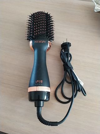 Secador de pelo Keizzy de segunda mano por 45 EUR en Zaldibar en WALLAPOP