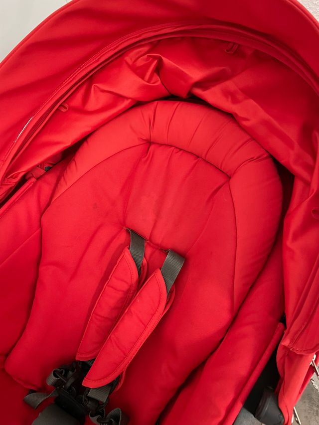 Carro Stokke Xplory rojo