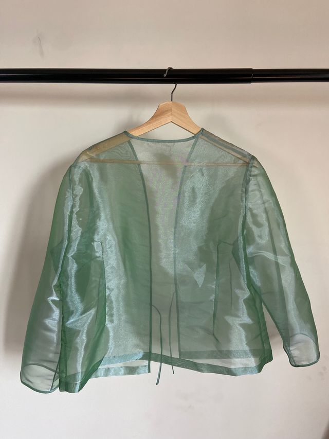 Cubrecamisas Verde Transparente Talla M