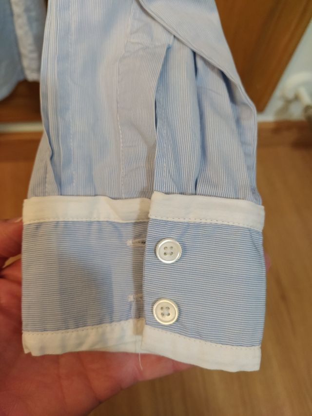 camisa azul y blanca de Etro