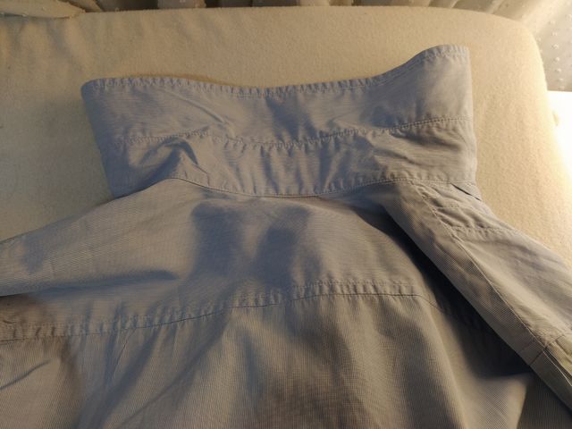 camisa azul y blanca de Etro