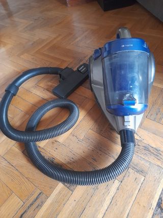 Aspirador carrefour sin bolsa de segunda mano por 15 EUR en Madrid en  WALLAPOP