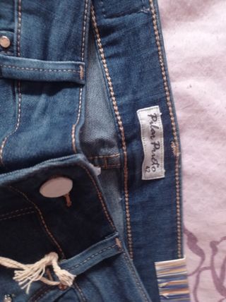 Vaqueros pilar prieto talla 42 de segunda mano por 15 EUR en Seseña en  WALLAPOP