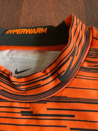 Camiseta térmica Nike Pro Combat niño. de segunda mano por 20 EUR en Premià  de Mar en WALLAPOP