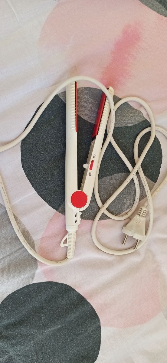 Plancha de pelo de viaje Ufesa