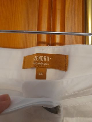 Pantalones corte ingles zendra 44 de segunda mano por 8 EUR en Coria en  WALLAPOP