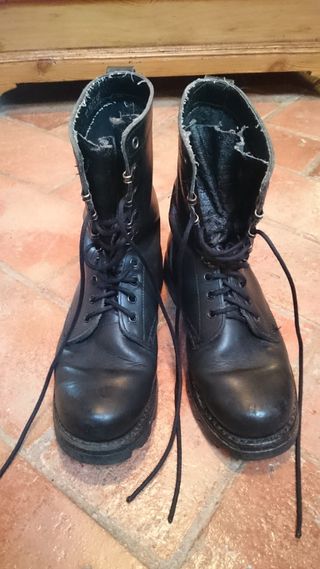 Botas Militares Imepiel talla 39 de segunda mano por 20 EUR en Girona en  WALLAPOP