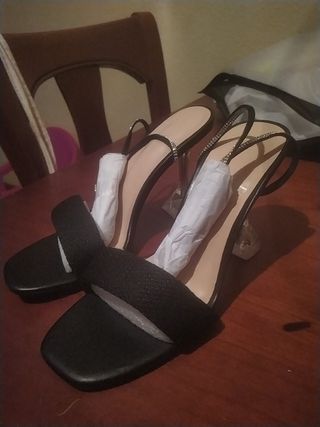 Tacones shein de segunda mano por 15 EUR en Salamanca en WALLAPOP