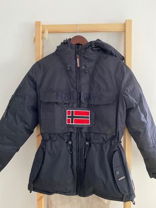 Chaqueta Nieve Esquí\\/Snow Geographical Norway de segunda mano por 30 EUR  en Madrid en WALLAPOP
