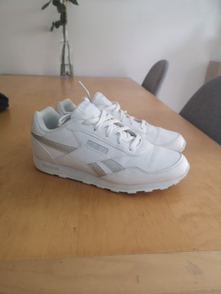 Reebok 38 deportivas de segunda mano por 25 EUR en Palma de Mallorca en  WALLAPOP