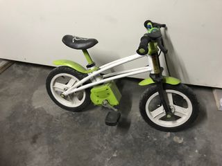 Bicicleta infantil pedales desmontables de segunda mano por 25 EUR en Vigo  en WALLAPOP