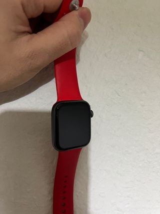 Apple Watch S4 44mm de segunda mano por 200 EUR en Sevilla en WALLAPOP