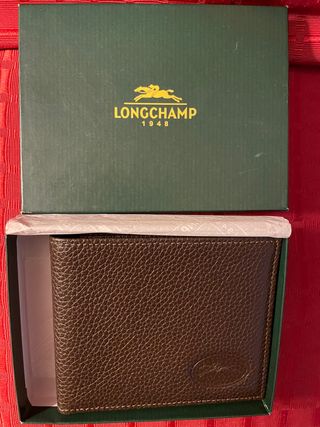 Longchamp cartera hombre de segunda mano por 70 EUR en Madrid en WALLAPOP
