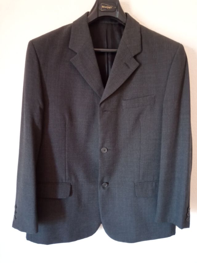 Traje hombre marca Fòrmula joven