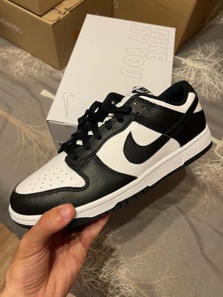 Dunk Low By You Panda de segunda mano por 170 EUR en Zaragoza en WALLAPOP