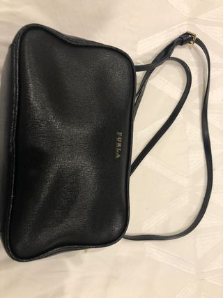Bandolera bolso furla pequeño de segunda mano por 40 EUR en Barcelona en  WALLAPOP