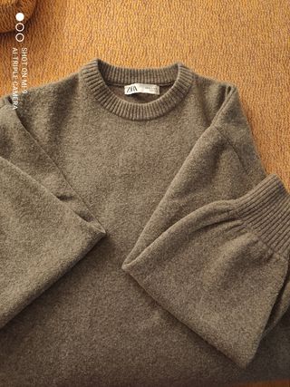 Jersey Oversize Zara de segunda mano por 5 EUR en Vilar de Calo en WALLAPOP