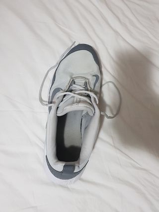 Bambas nike air max de segunda mano por 25 EUR en Cornellà de Llobregat en  WALLAPOP