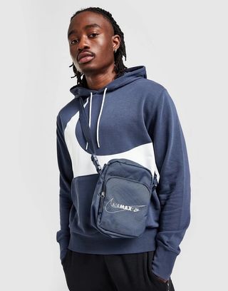 Bolso bandolera nike air max 2.0 de segunda mano por 15 EUR en Madrid en  WALLAPOP