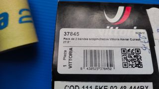 Vittoria kevlar cuirass 27.5 de segunda mano por 22 EUR en Valencia en  WALLAPOP