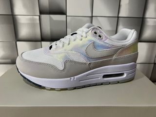 Nike air max 1 Ville Lumiere nuevas talla 37,5 de segunda mano por 190 EUR  en Elche en WALLAPOP