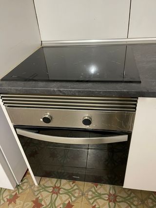 Horno TEKA HBB 435 - SIN ESTRENAR - de segunda mano por 190 EUR en  Barcelona en WALLAPOP