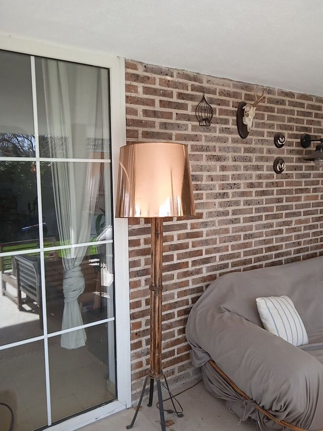 Pantallas lampara techo doradas y plateadas