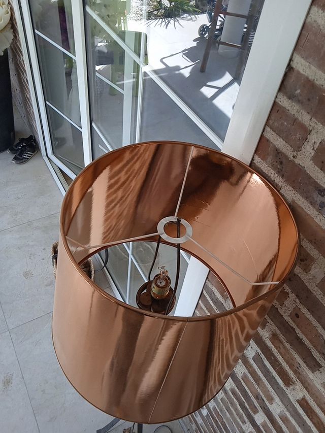 Pantallas lampara techo doradas y plateadas