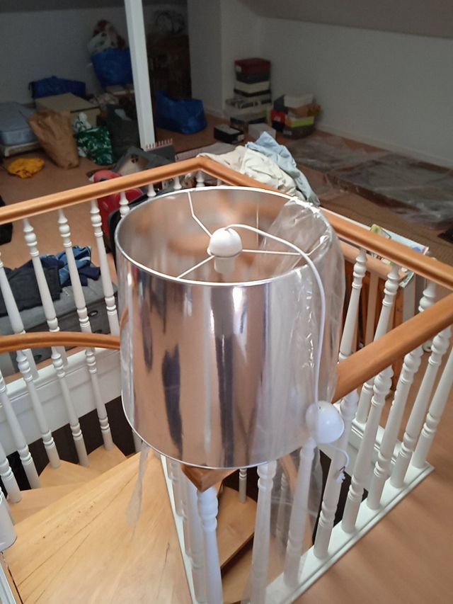 Pantallas lampara techo doradas y plateadas