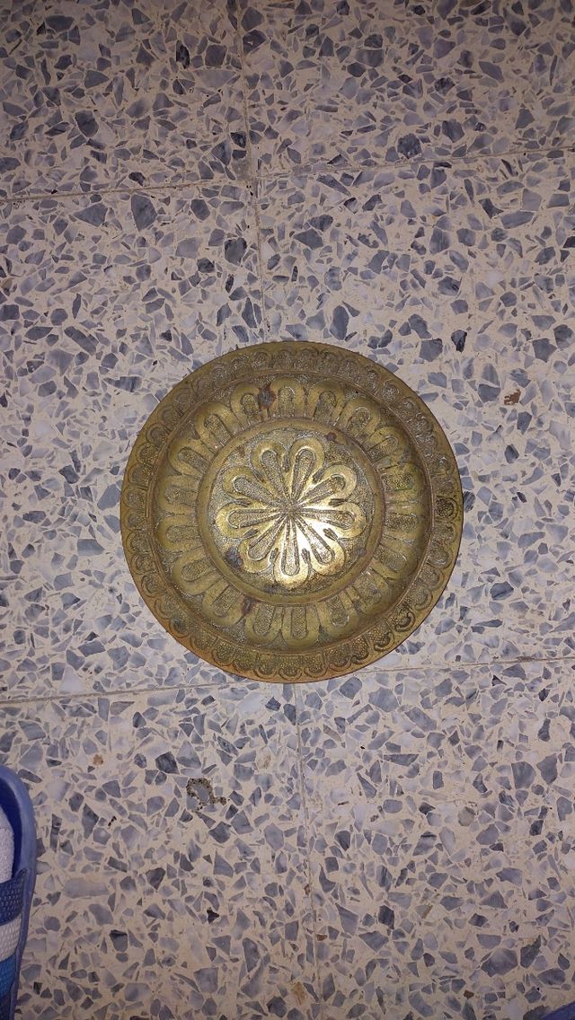 Plato de bronce de 20 cm