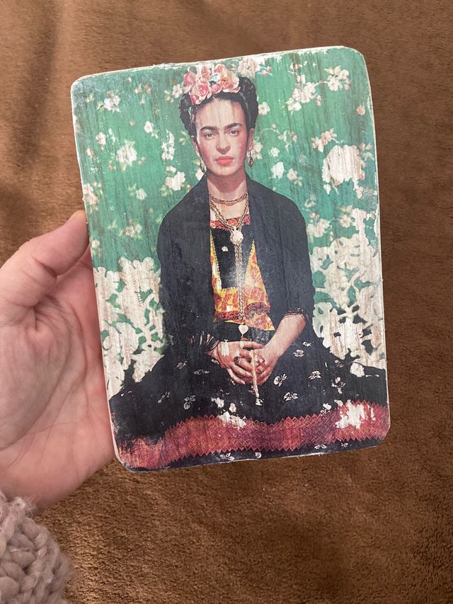 Cuadro en madera de Frida Kahlo