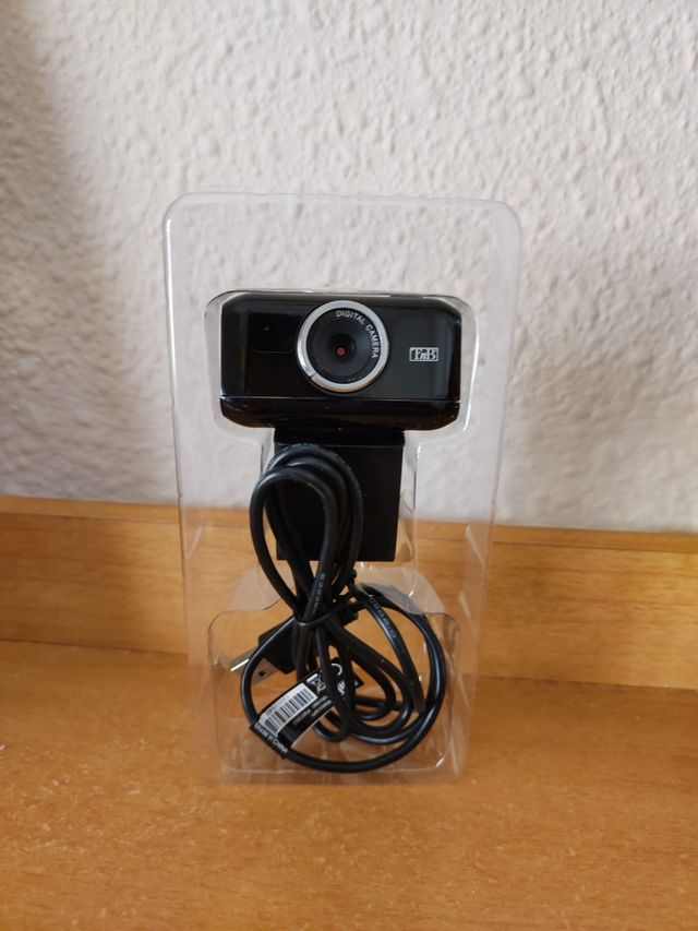 Se vende webcam T'nB