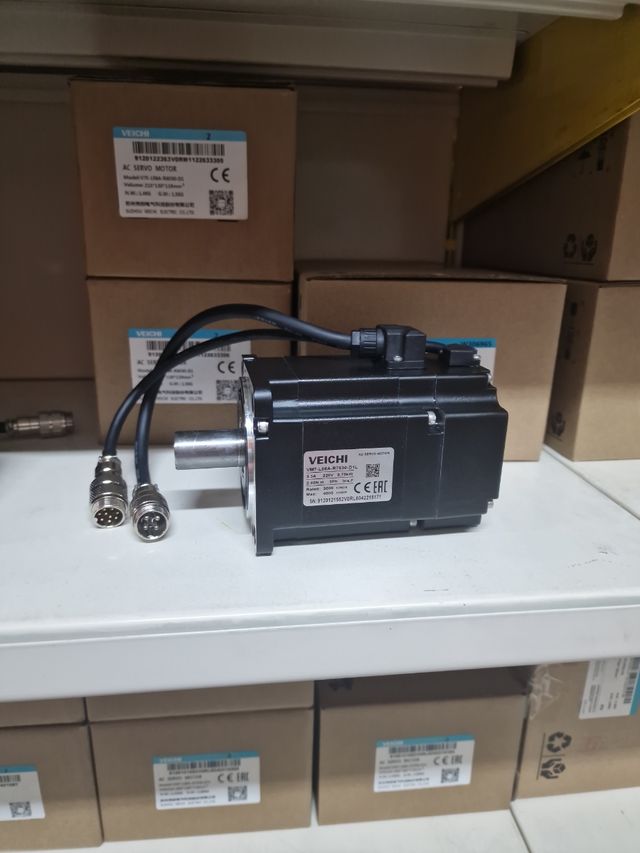 variadores de frecuencia y servo motores