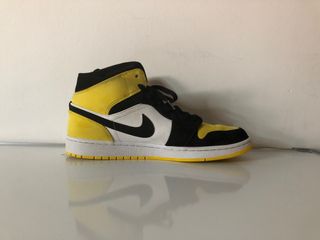 Air Jordan 1 Mid Yellow Toe de segunda mano por 69,99 EUR en Palma de  Mallorca en WALLAPOP