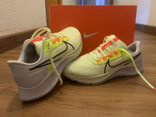 Nike Pegasus 38 talla 44.5 de segunda mano por 75 EUR en Murcia en WALLAPOP