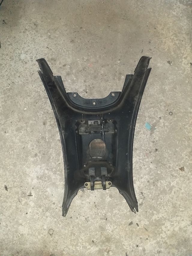 tapa gasolina x8 2007