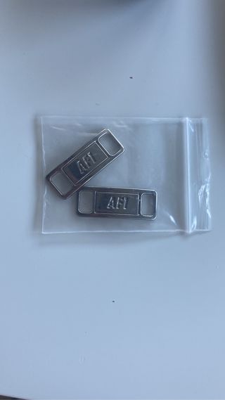 Chapas AF1 de segunda mano por 5 EUR en Pamplona en WALLAPOP