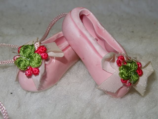 ADORNO CERÁMICA.  ZAPATILLAS DE BALLET